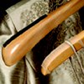 Hanger shoulder accents